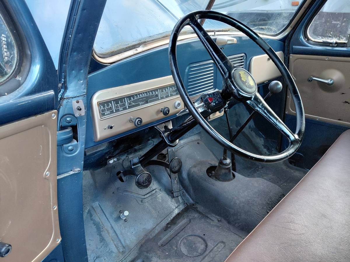 Studebaker-tuck-1951-15