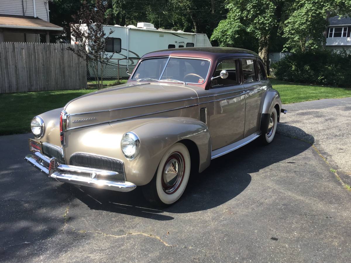 Studerbaker-commander-1941-custom-2