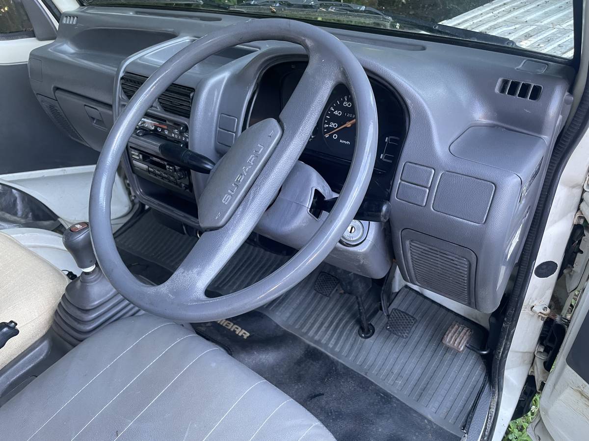 Subaru-1993-3