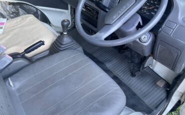 Subaru-1993-5