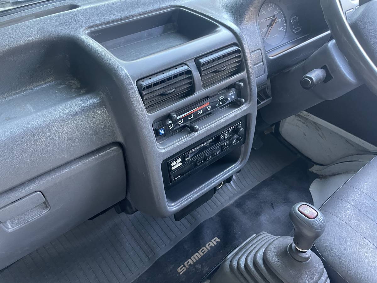 Subaru-1993-9