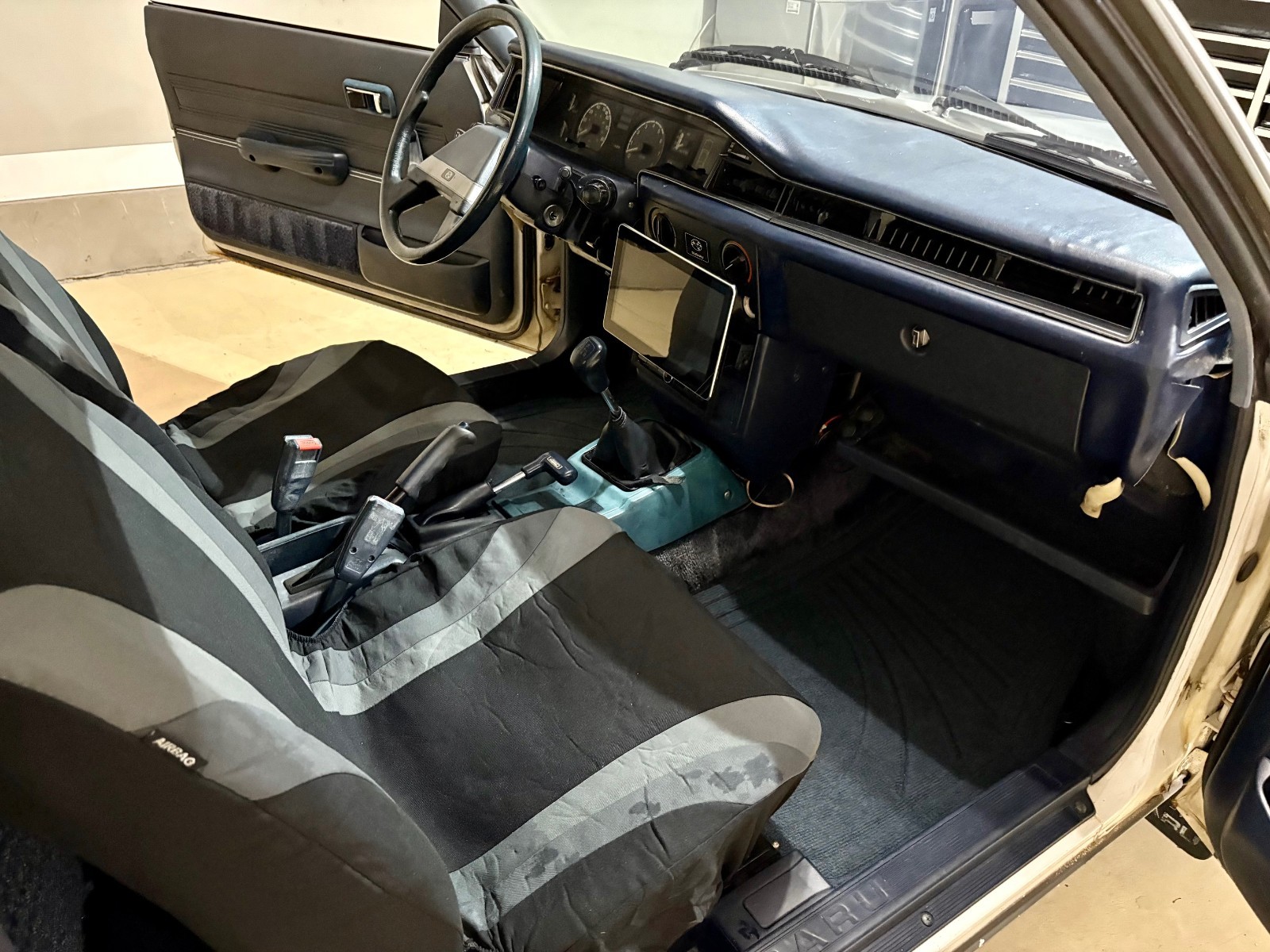 Subaru-GL-1985-Hatchback-8