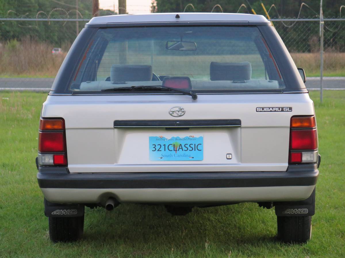 Subaru-gl-1989-grey-10