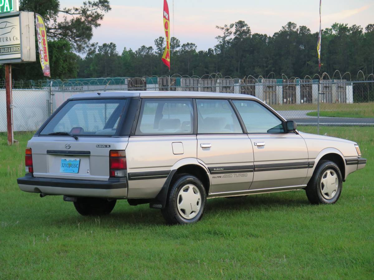 Subaru-gl-1989-grey-11