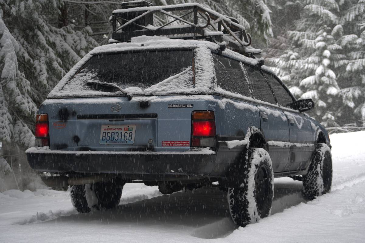 Subaru-gl-wagon-1988-black-2