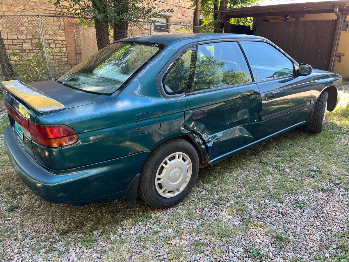 Subaru-legacy-1995-2