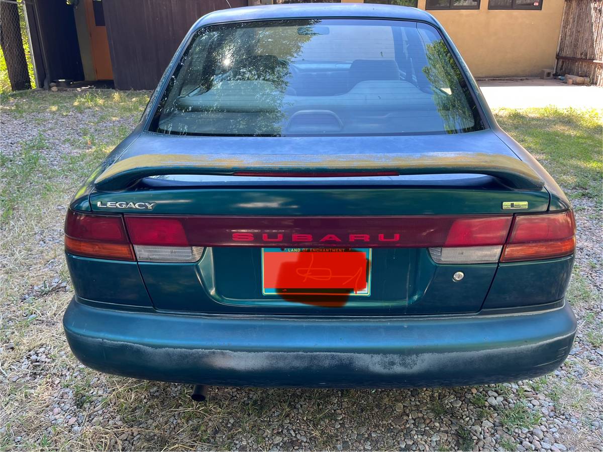 Subaru-legacy-1995-3