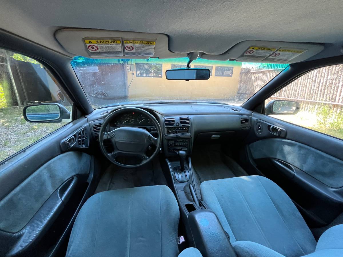 Subaru-legacy-1995-6