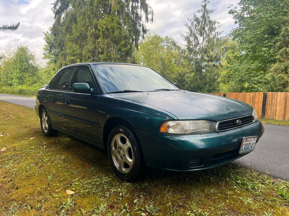 Subaru-legacy-1995-green-1