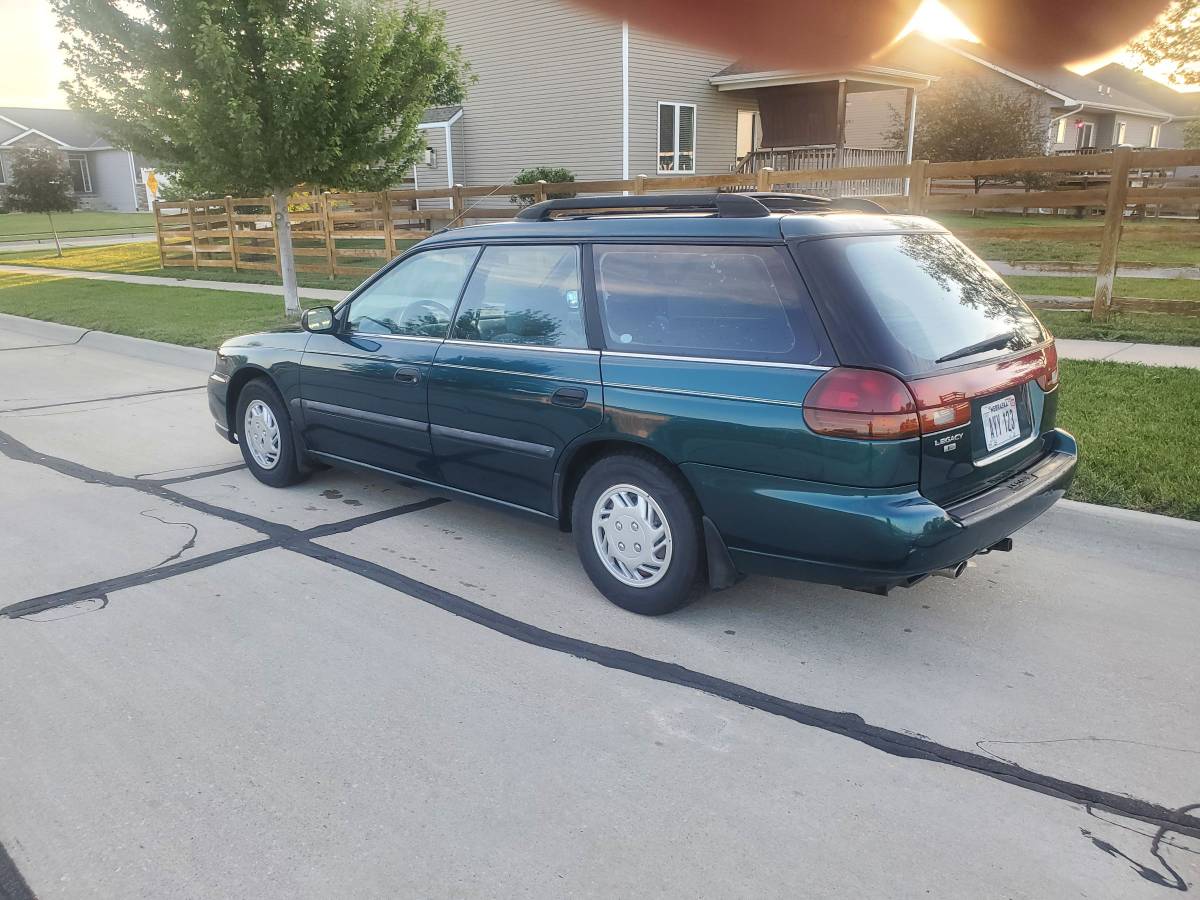Subaru-legacy-l-wagon-1995-green-2