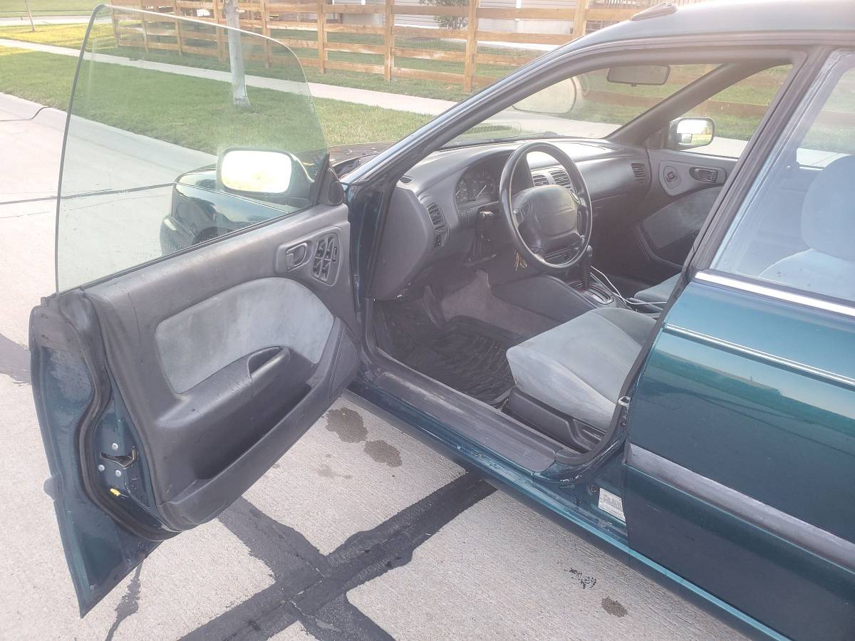 Subaru-legacy-l-wagon-1995-green-8