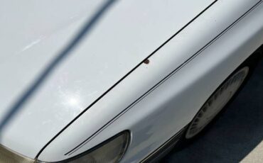 Subaru-legacy-wagon-1993-white-11