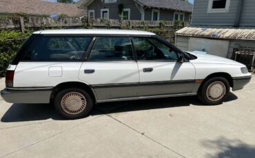 Subaru-legacy-wagon-1993-white-3