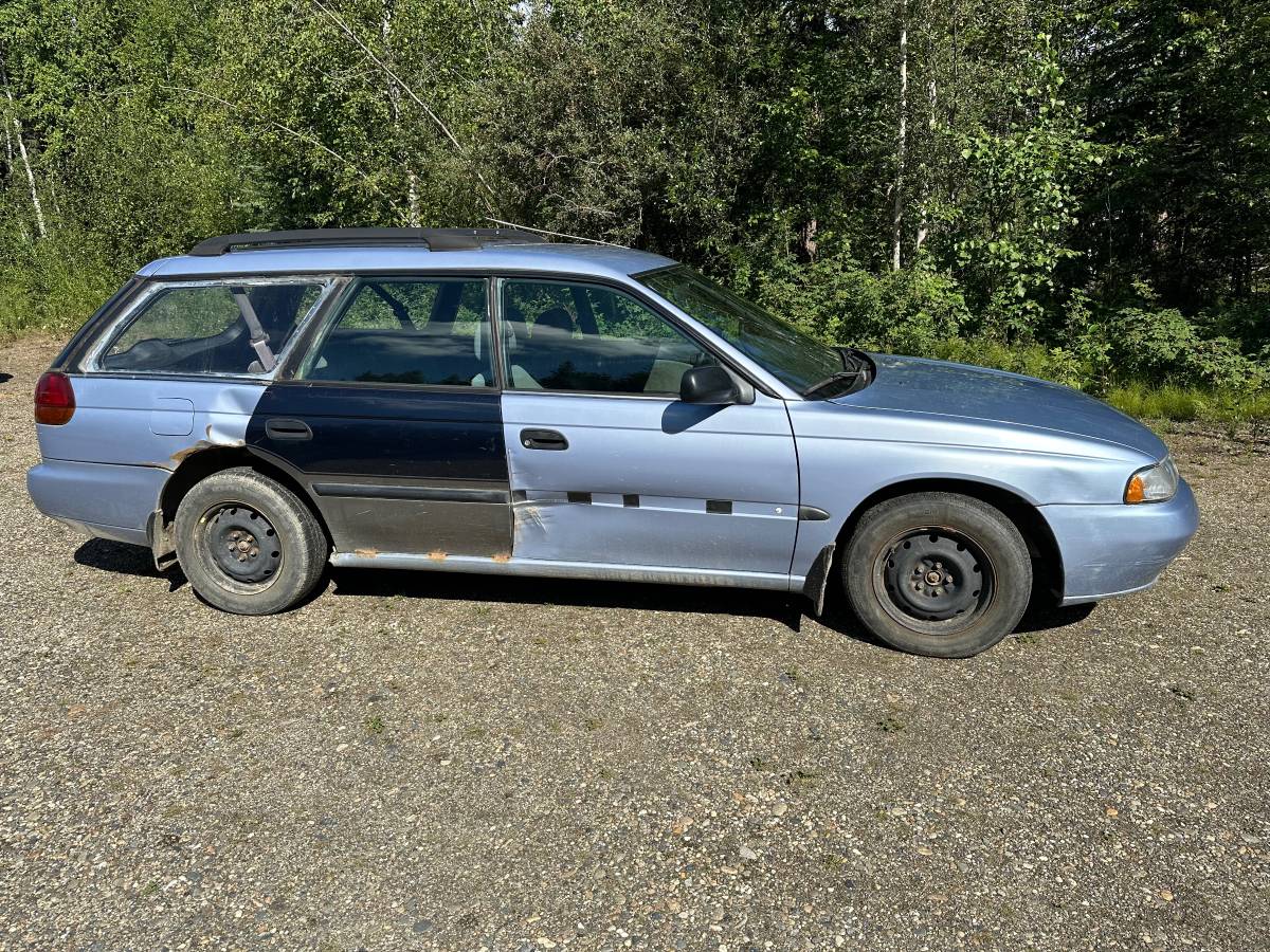 Subaru-legacy-wagon-1995-blue-3