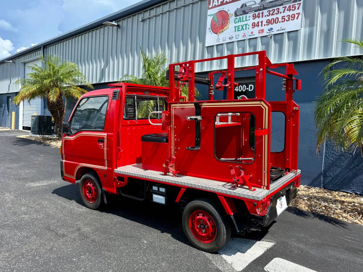 Subaru-sambar-1992-red-3