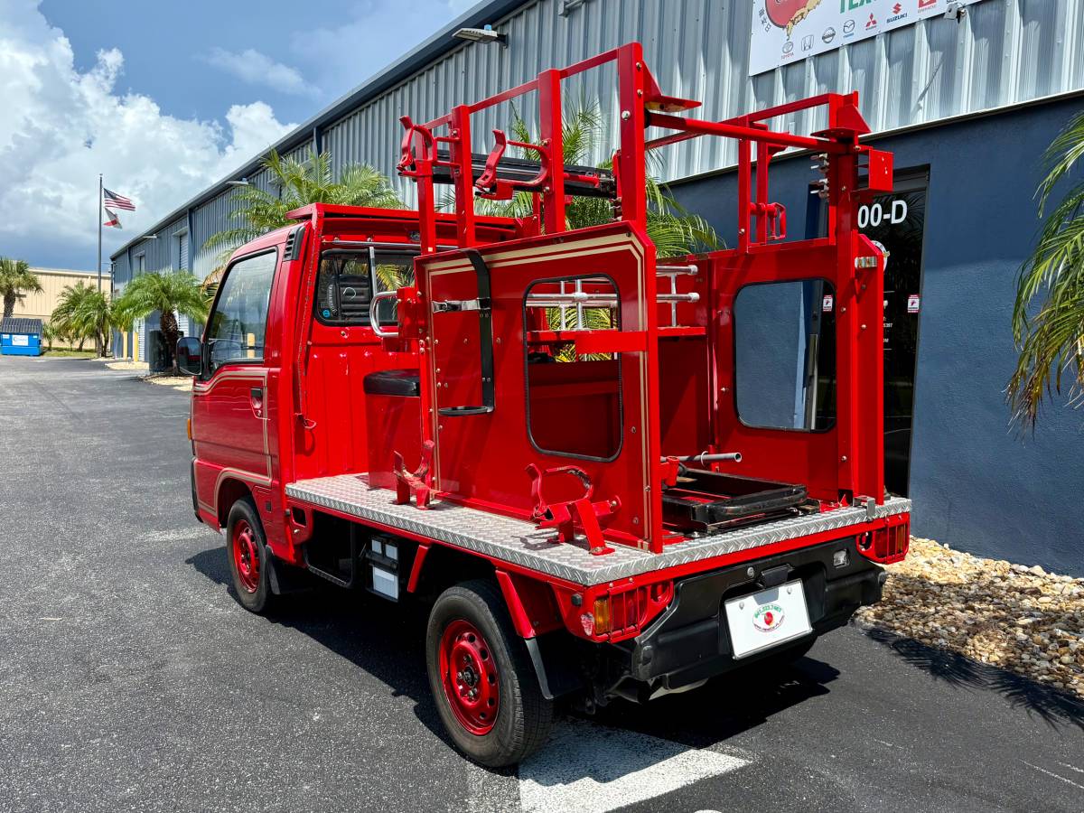 Subaru-sambar-1992-red-4