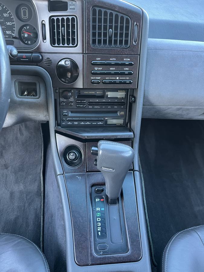 Subaru-svx-1992-18