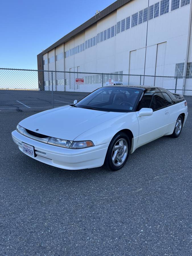 Subaru-svx-1992