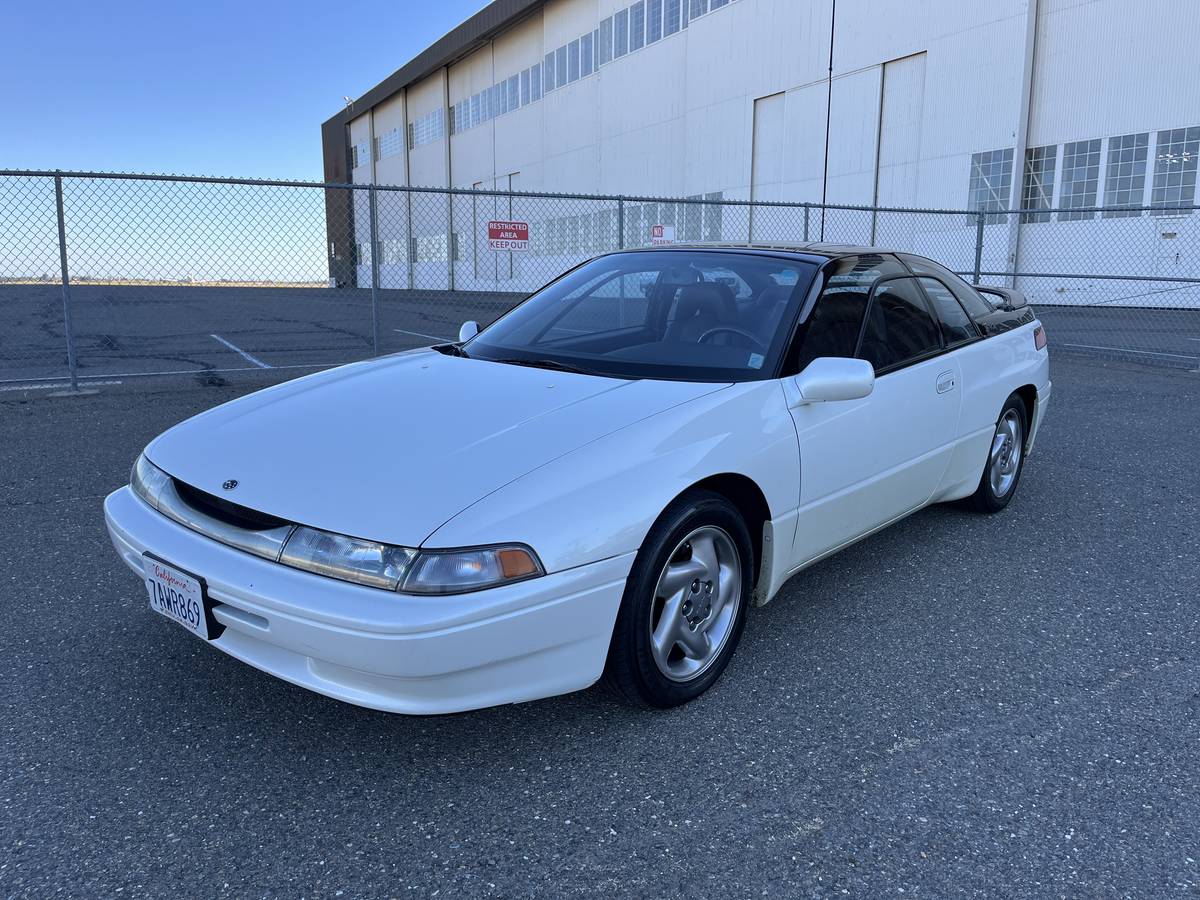 Subaru-svx-1992-5
