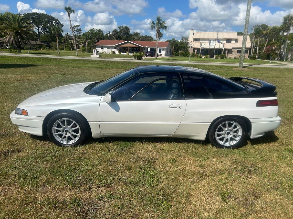 Subaru-svx-1992-9