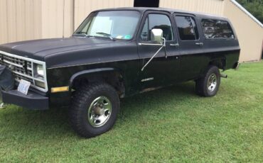 Suburban-1989-black-3