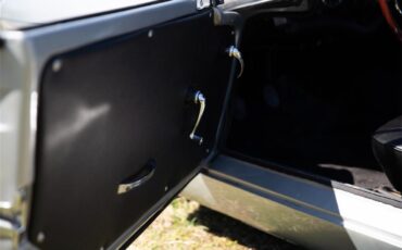 Sunbeam-Tiger-1967-Silver-Black-30