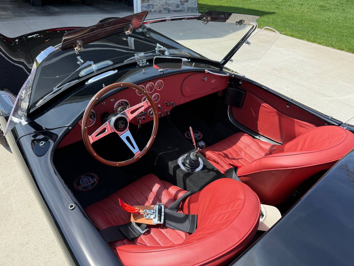 Superformance-slabside-1962-black-6