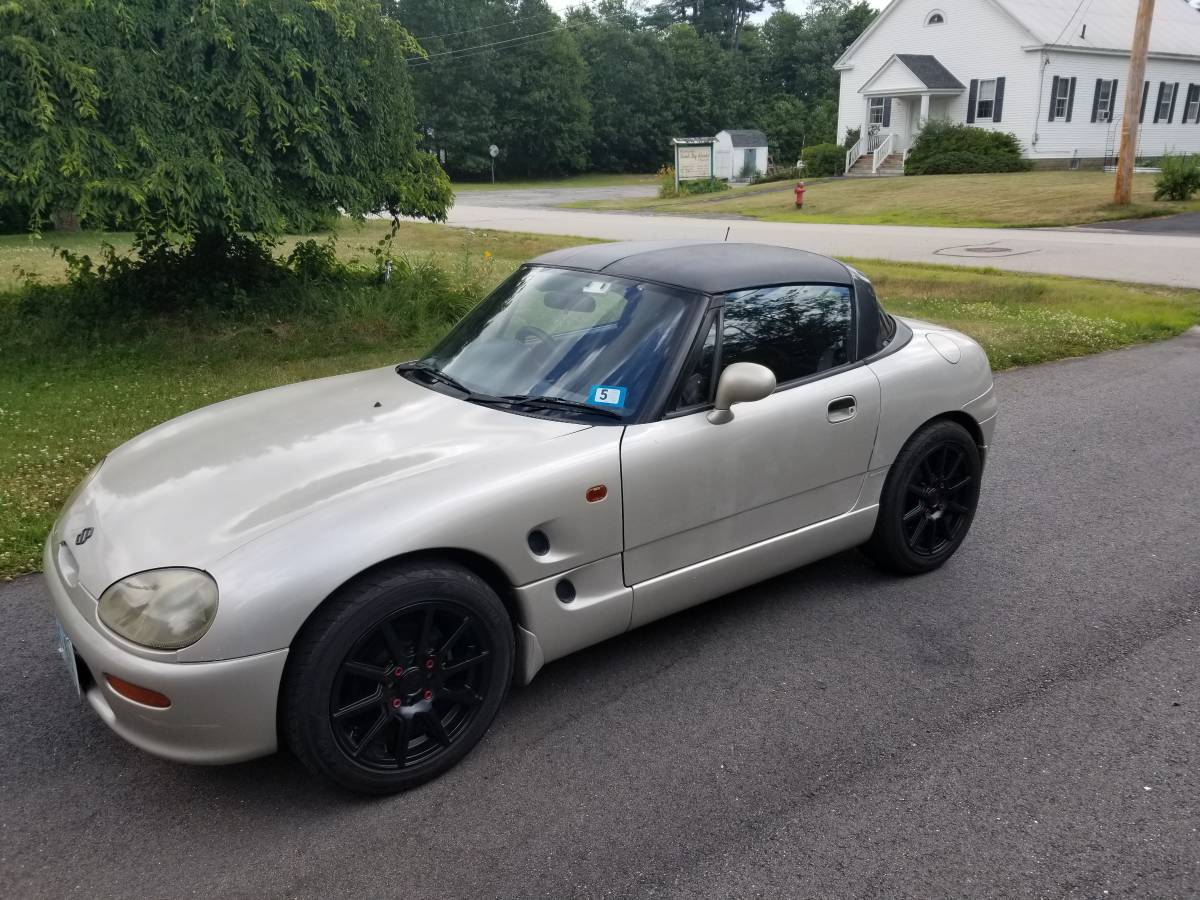 Suzuki-1992-silver-1