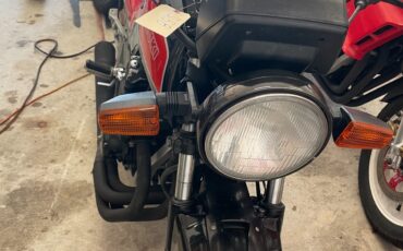 Suzuki-GS1150-E-1985-3