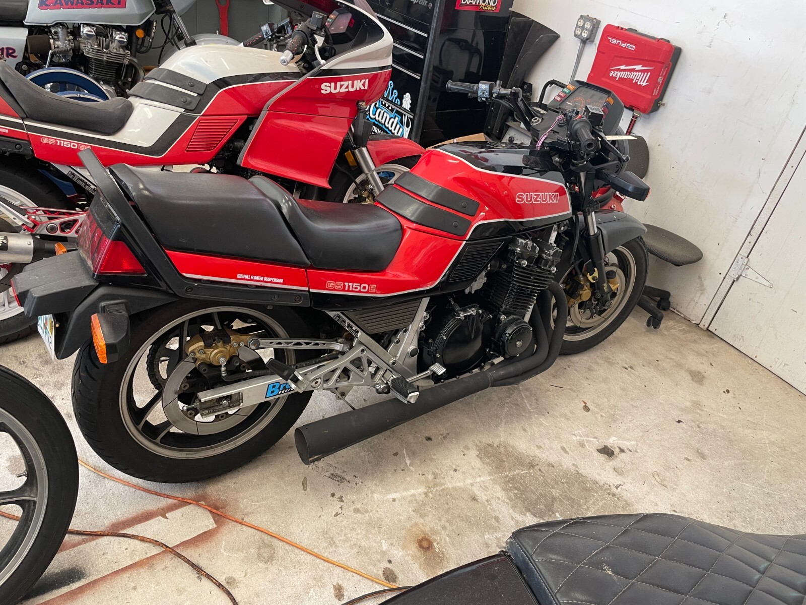 Suzuki-GS1150-E-1985