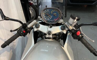 Suzuki-GSX-Katana-1982-15
