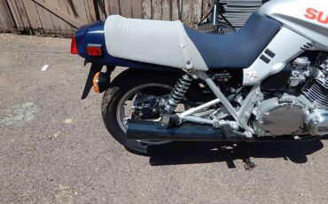 Suzuki-GSX-Katana-1982-17