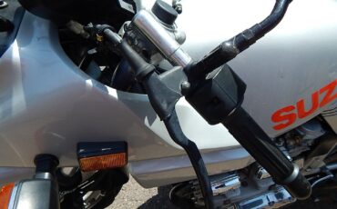 Suzuki-GSX-Katana-1982-20