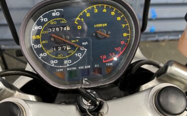 Suzuki-GSX-Katana-1982-21
