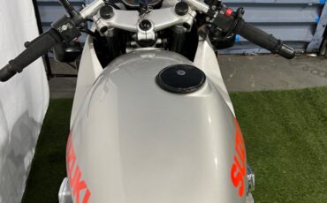 Suzuki-GSX-Katana-1982-22