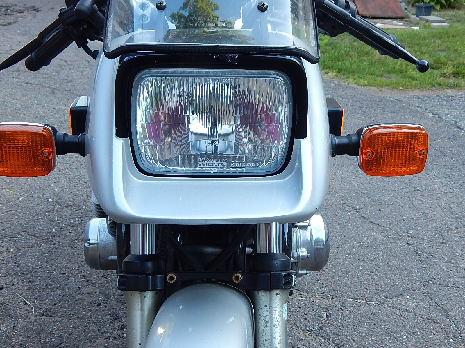Suzuki-GSX-Katana-1982-24