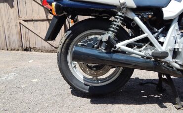 Suzuki-GSX-Katana-1982-30