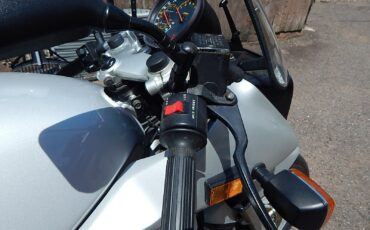 Suzuki-GSX-Katana-1982-31