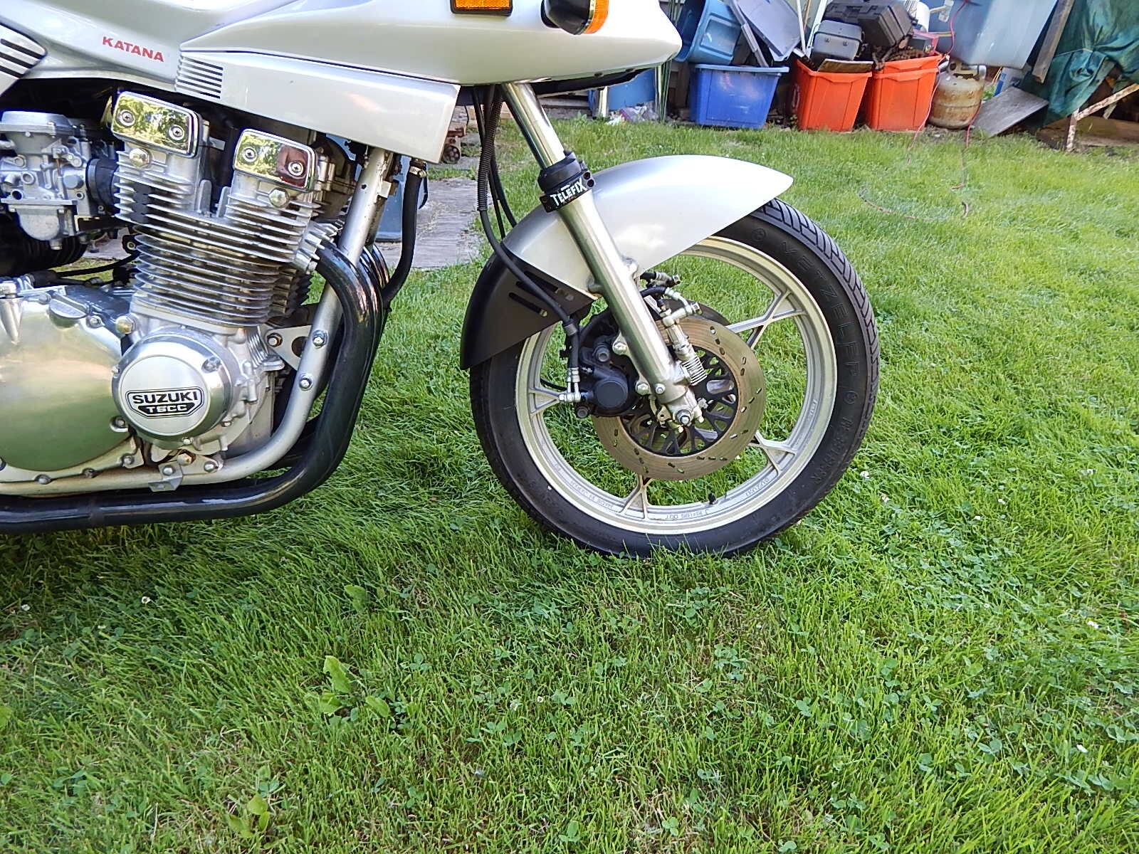 Suzuki-GSX-Katana-1982-37