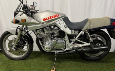Suzuki-GSX-Katana-1982