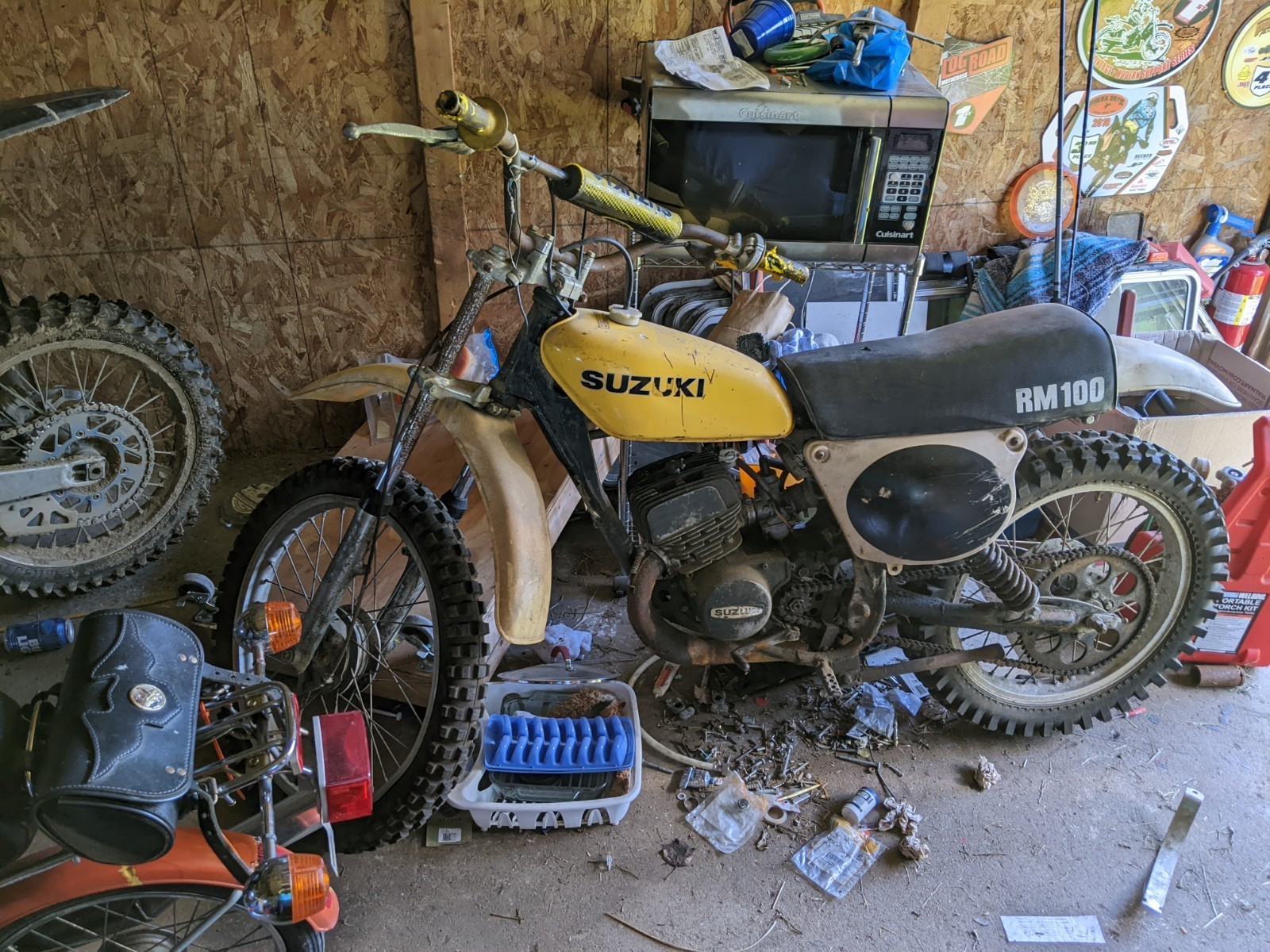 Suzuki-RM-1976-26