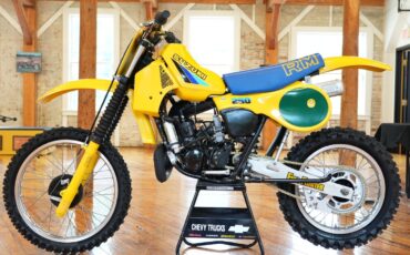 Suzuki-RM250-1983-6