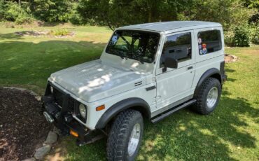 Suzuki-Samurai-1986-SUV-1