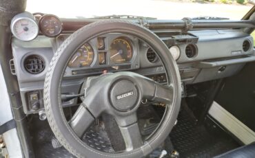 Suzuki-Samurai-1986-SUV-15
