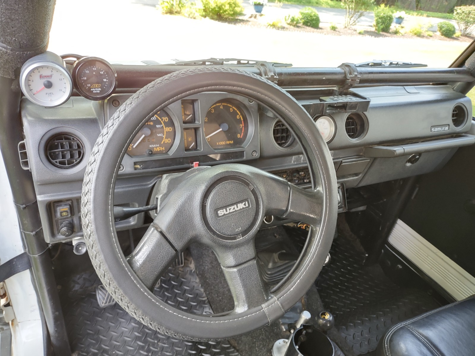 Suzuki-Samurai-1986-SUV-15