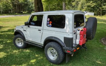 Suzuki-Samurai-1986-SUV-2