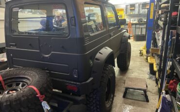 Suzuki-Samurai-1986-SUV-7