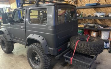 Suzuki-Samurai-1986-SUV-8