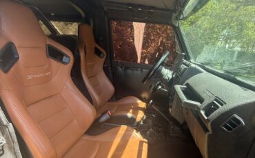 Suzuki-Samurai-1991-CONVERTIBLE-3