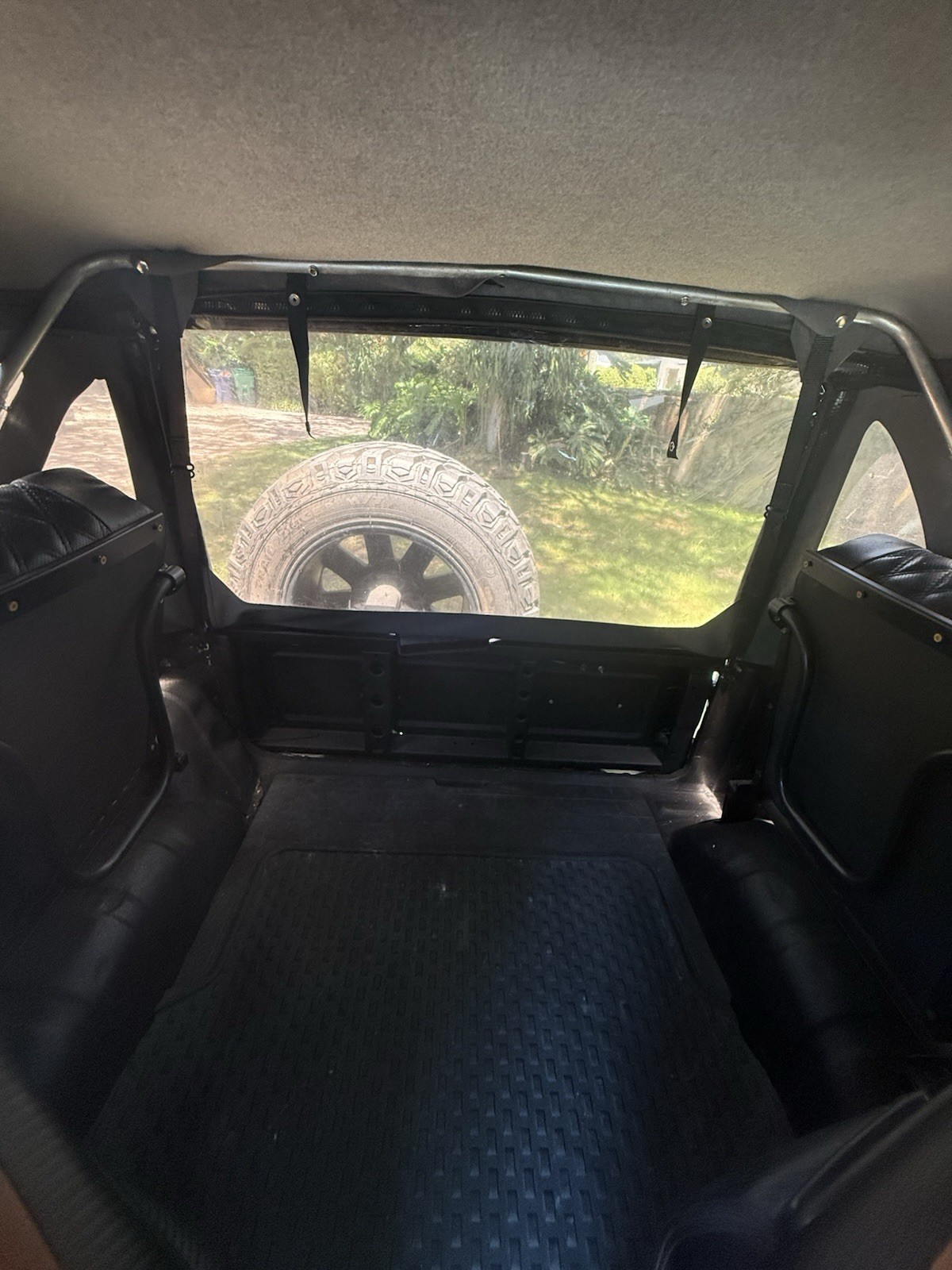 Suzuki-Samurai-1991-CONVERTIBLE-5